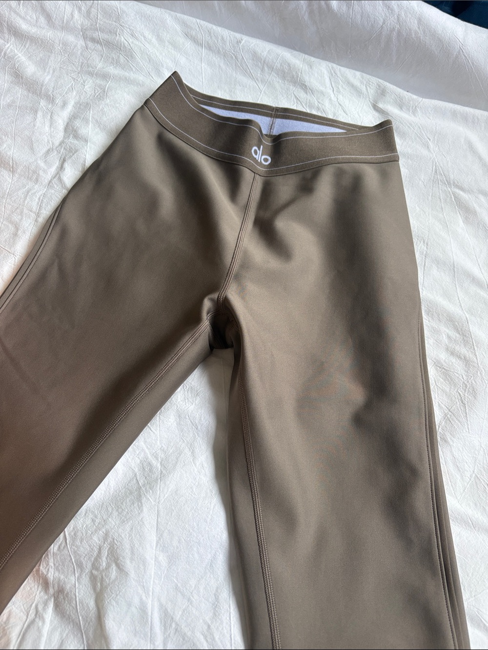 ALO Leggings